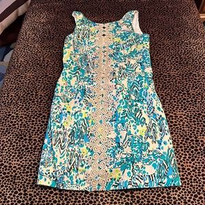 FANTASTIC LILLY PULITZER SHIFT DRESS WITH GOLD TRIM SIZE 2